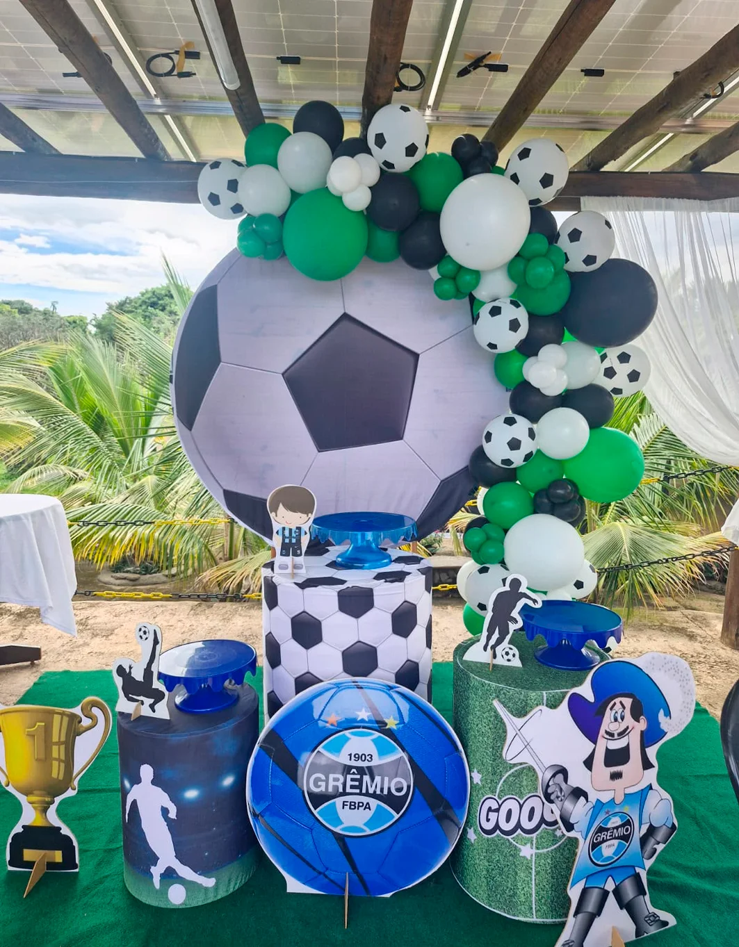 Celebração de aniversário no Adventure Eco Park